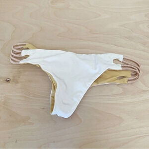 KOA reversible swimwear bottoms Sz M